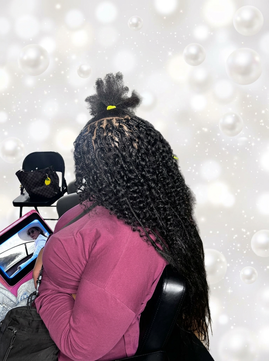 Medium knotless braids in the salon